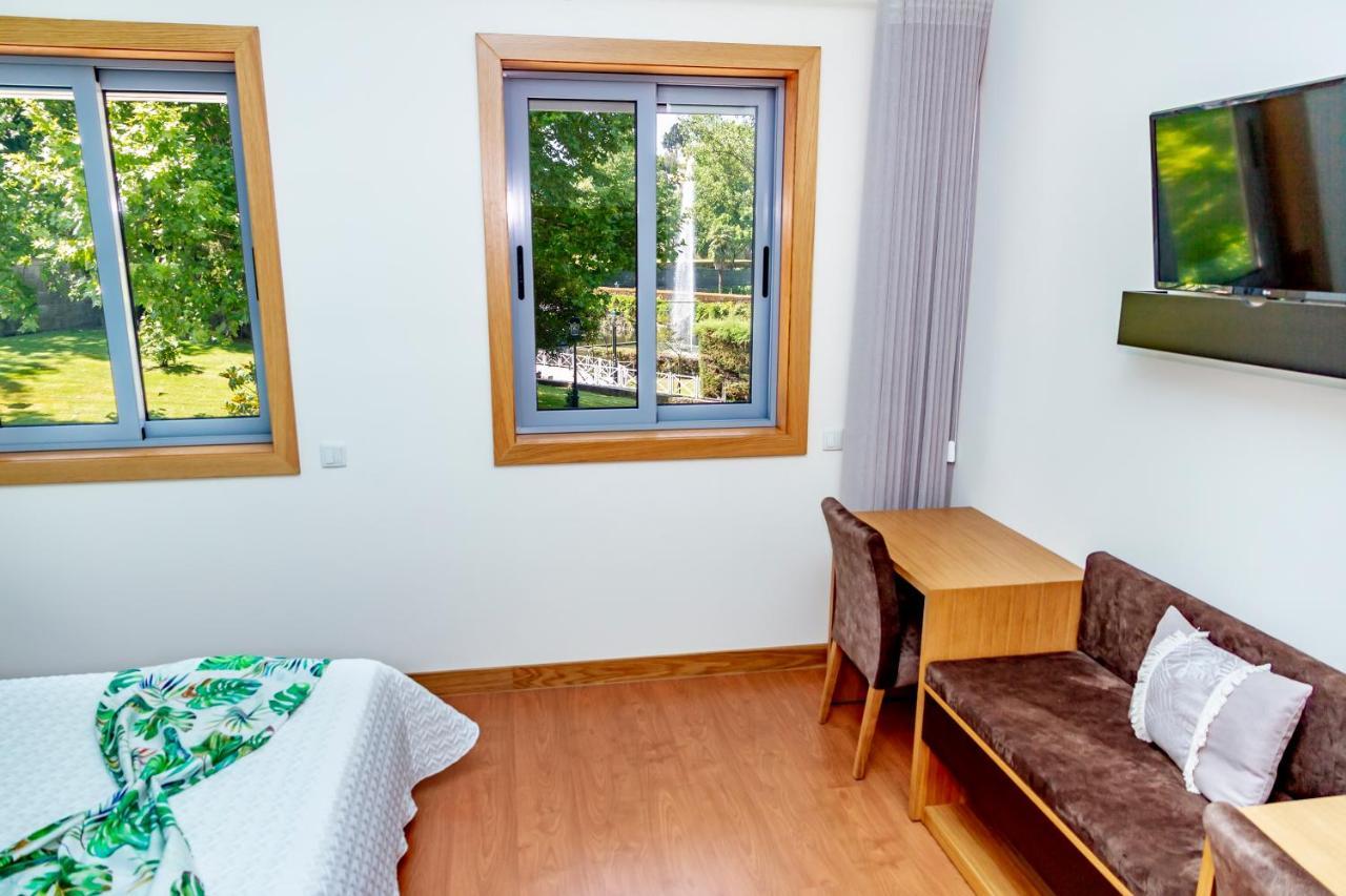 Bed and Breakfast Boutique Mouras Mondim de Basto Esterno foto